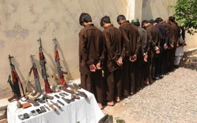 ده‌ها طالب تسلیم دولت شدند