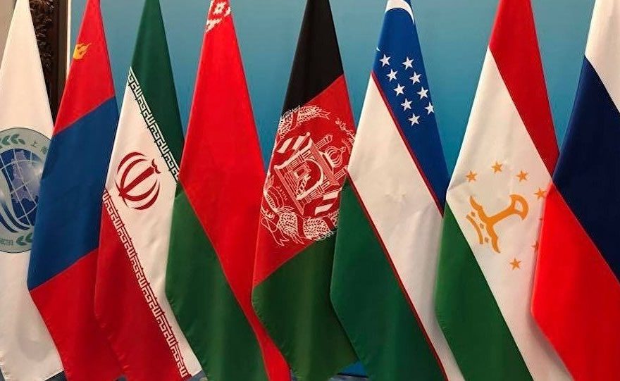 اشراف بیرق افغانستان با ایران و بیرق ها